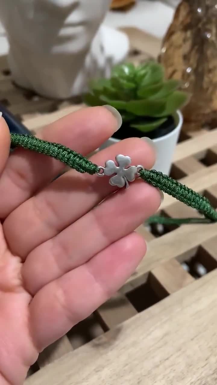 Bracelet argent trèfle à 4 feuilles ajouré et perlé de 15 mm