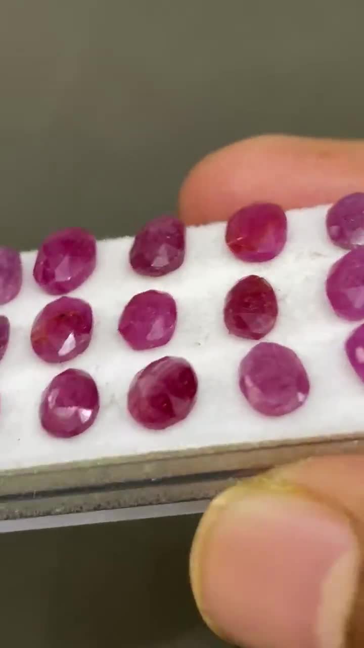 とてもかわいい希少な天然ルビーローズカットロットミックスシェイプ