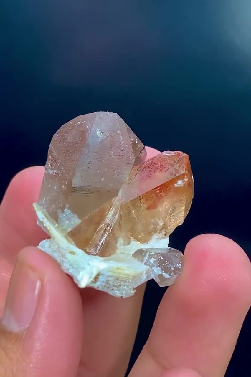 トパーズ標本、トパーズ結晶、トパーズ石、トパーズ鉱物、鉱物