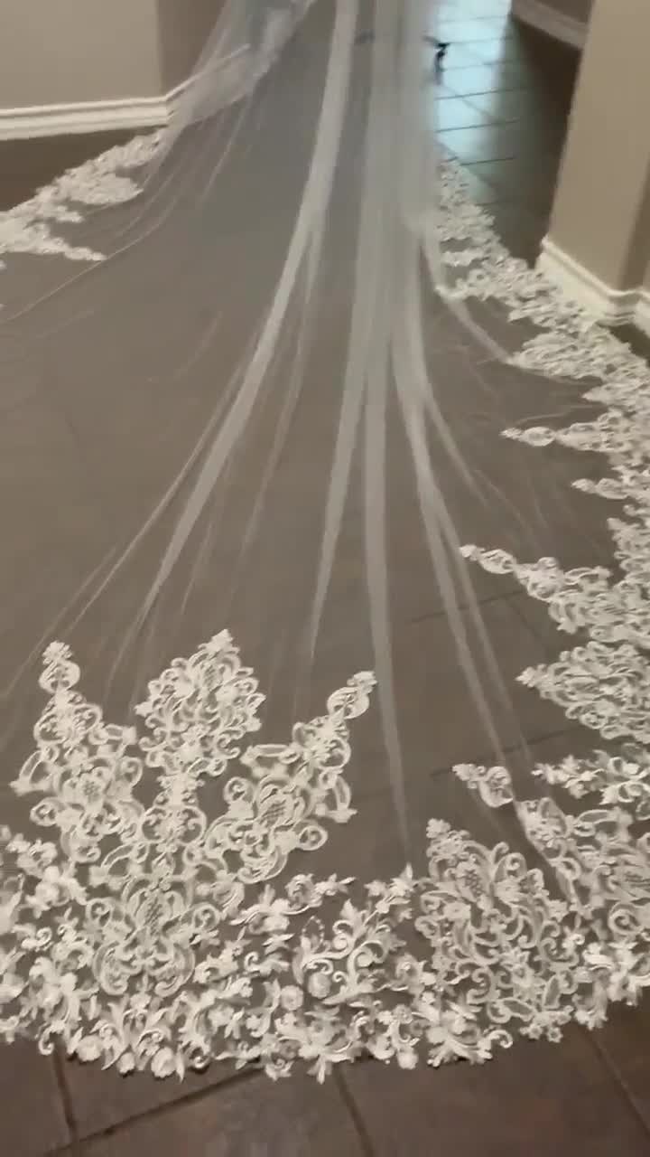 Customizable 2015 Princess Kate Lace Long Mantilla Wedding Veil In Stock,  Perfect Wedding Accessory From Yateweddingdress, $6.04