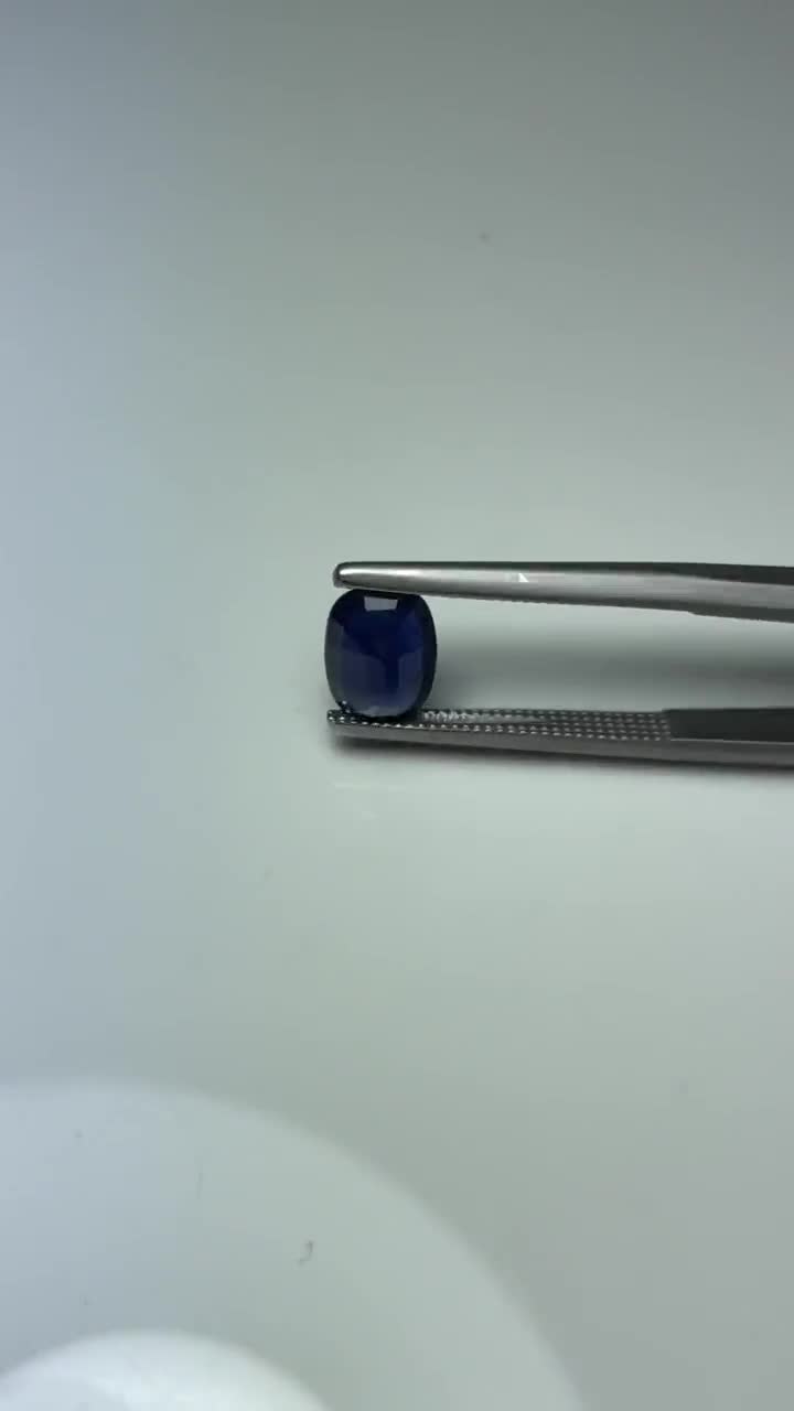 Saphir Bleu Naturel De Thaïlande - 5x4.2 Mm - 0.50 Ct - Chauffé - Rare