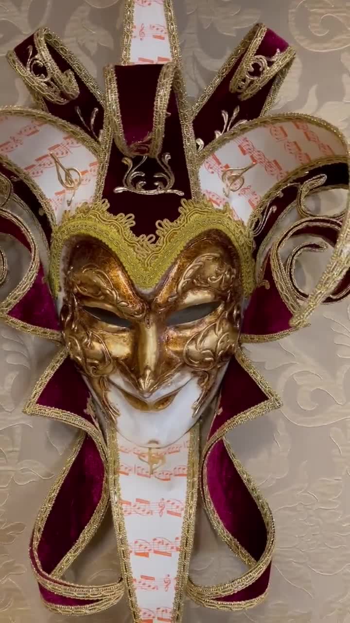 Maschera Veneziana Volto Piume Bianche , Pizzo e Swarovski Cristal ,  Realizzata a Mano in Cartapesta, Masquerade Ball -  Italia
