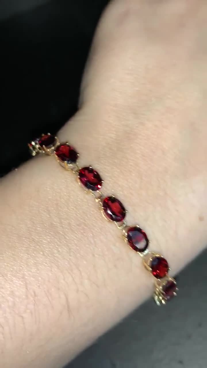 Garnet Bracelet 7MM Garnet Gemstone Bracelet AA Red | Etsy | Crystals,  Crystal healing stones, Crystals healing properties
