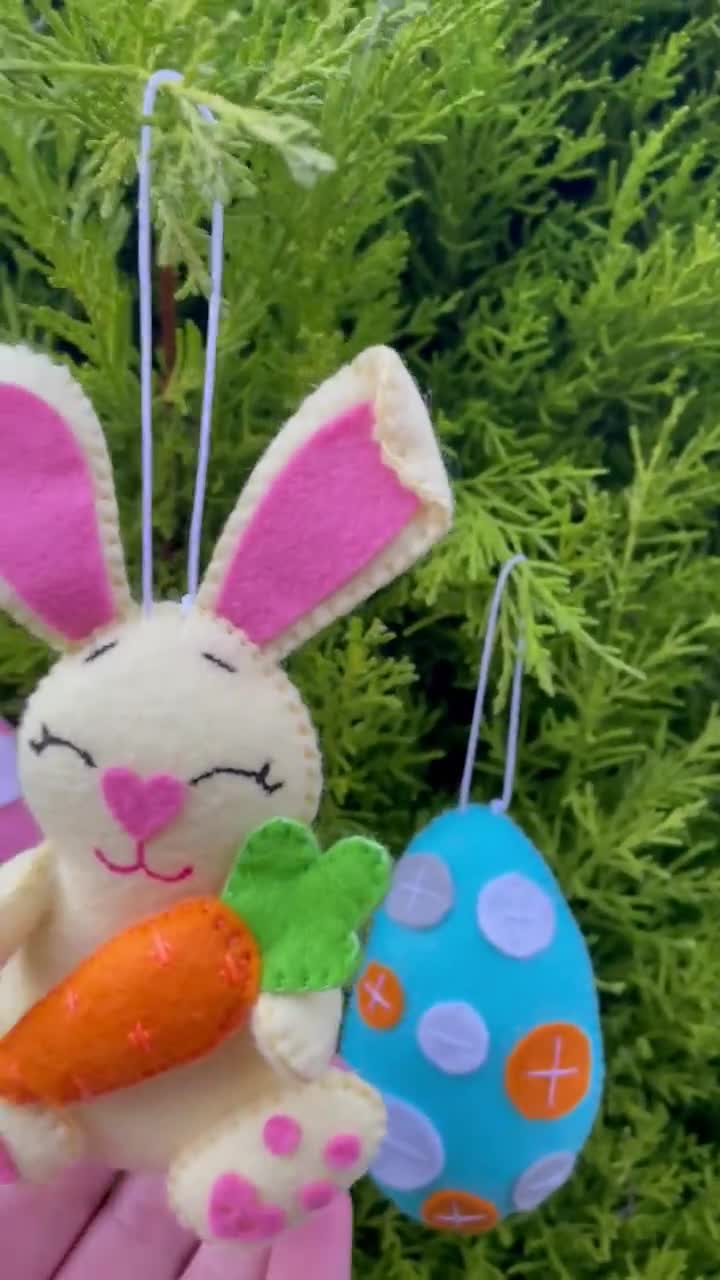 TRIXES 12 decorazioni pasquali da appendere in feltro – Decorazione pasquale per la vostra casa – pulcini e coniglio – Decorazione per tavolo, porta, scale, albero di Pasqua – Decorazione Pasqua