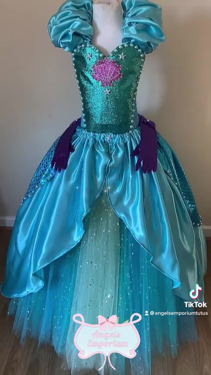 I made Ariel's Gown from the end of The Little Mermaid - YouTube