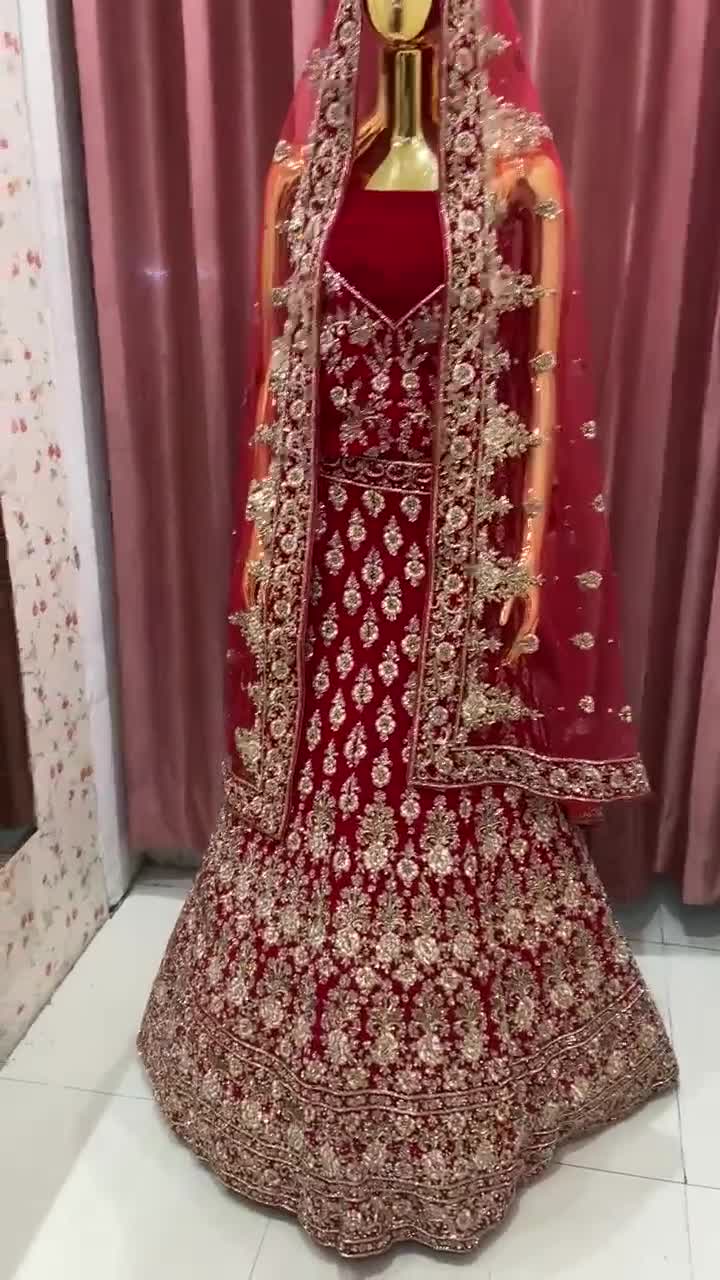 Bridal lehenga fashion under 30000