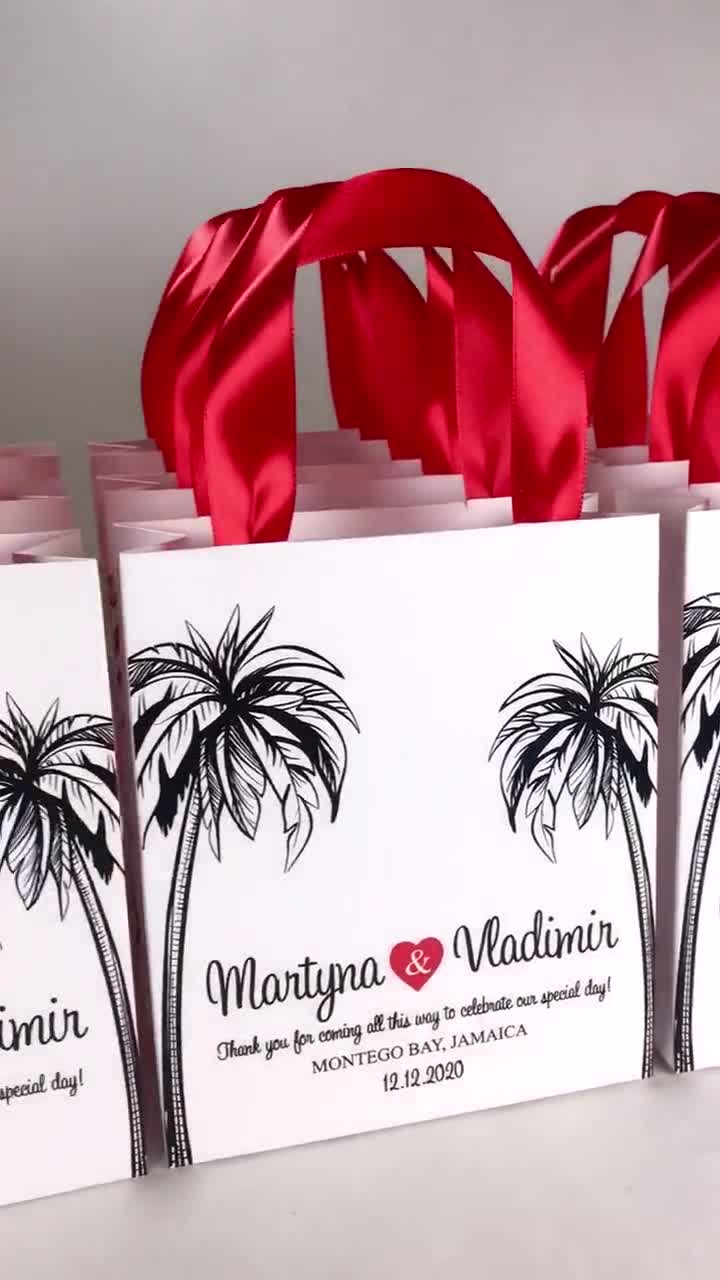 25 Tropical Wedding Welcome Bags with satin ribbon handles and your names, Personalized Destination Beach wedding 2024 favors for your guests