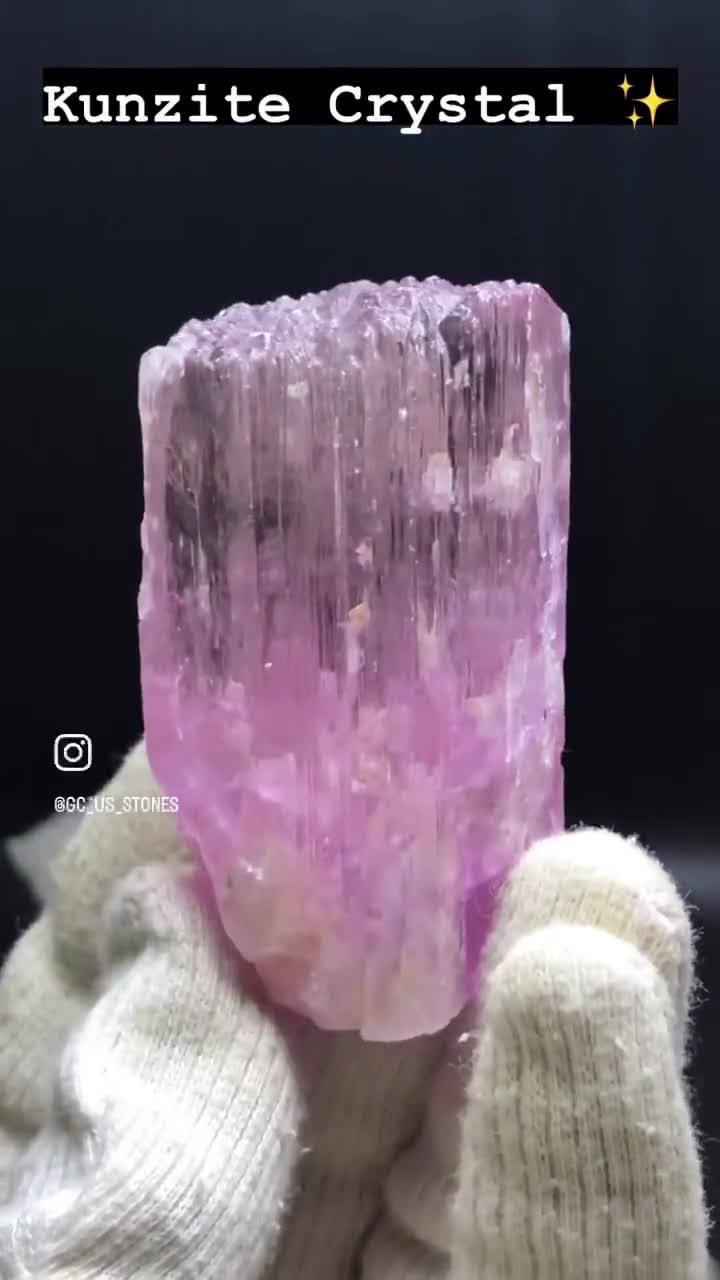 タフィーピンククンツァイト結晶標本：天然エッチングスポジュメン、80