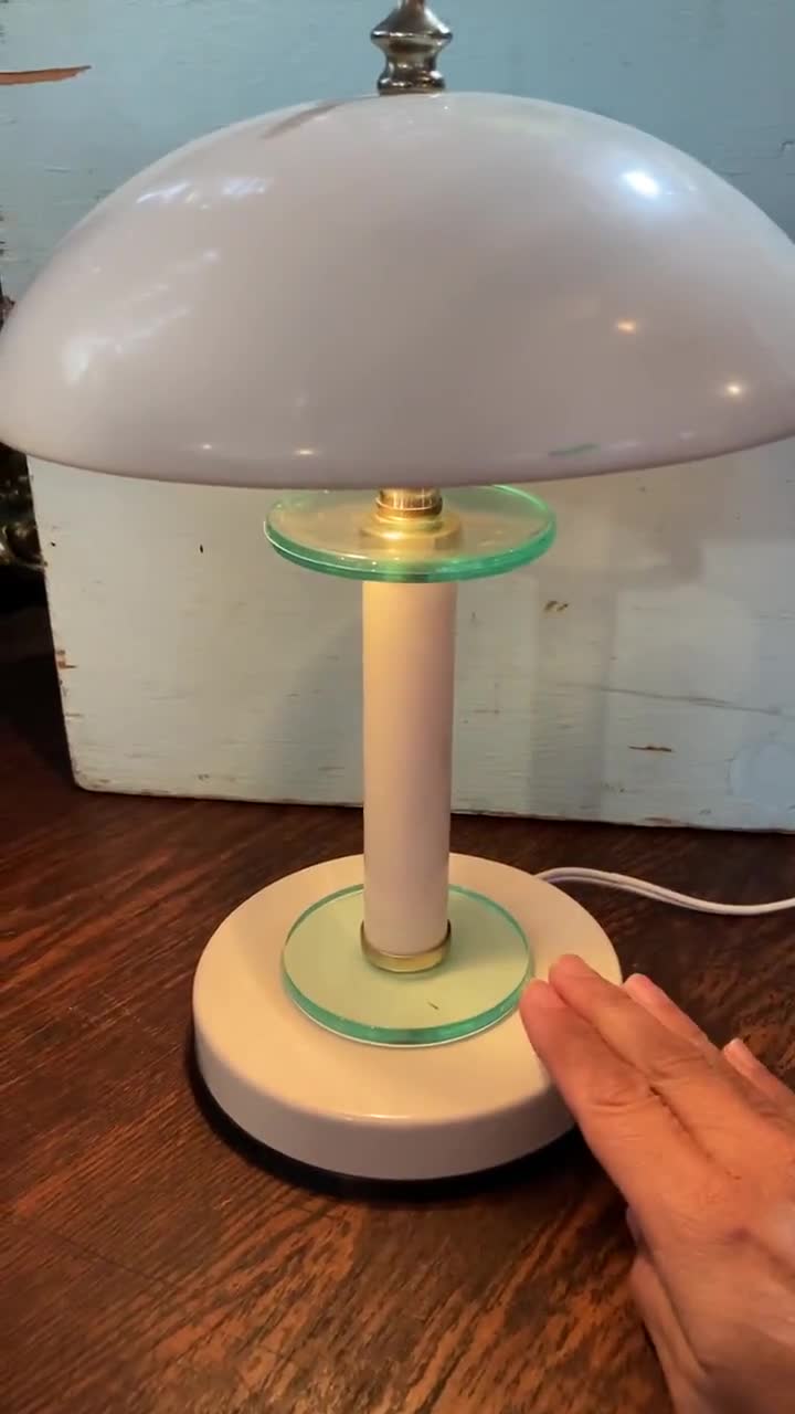 MCM purchases Vintage Mushroom lamp UFO lucite/acrylic