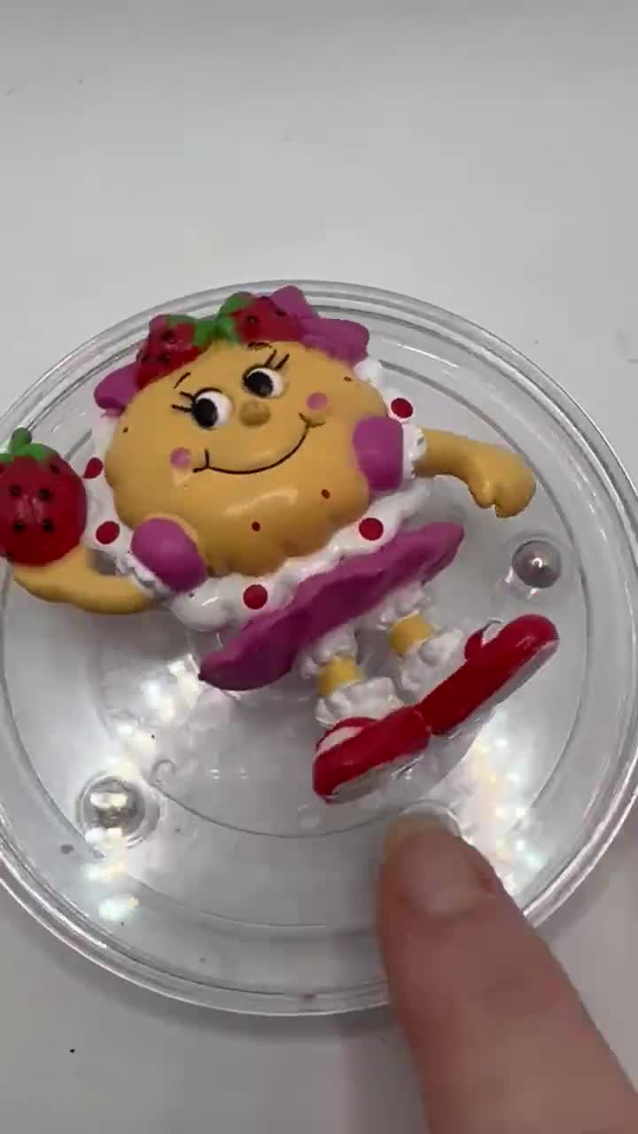 IHOP Susie Strawberry International House of Pancakes Vintage PVC