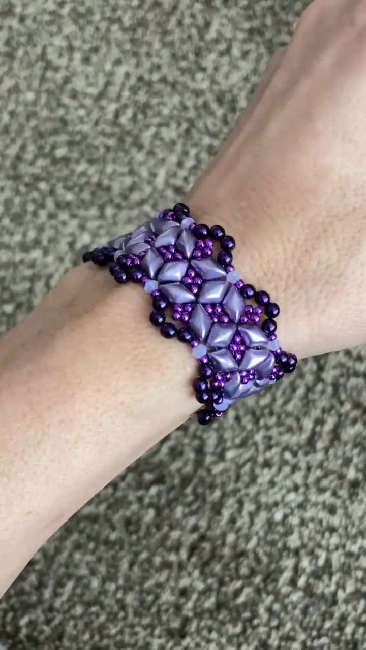 ブレスレットの作り方、藤のブレスレットの作り方、ビーズ細工の