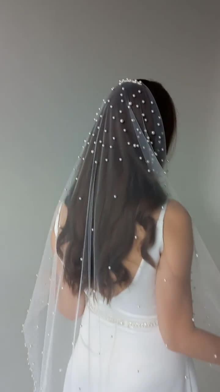 Ombre Fading Pearl Wedding Veil, One Tiar Veil with Faded Pearls, Ombr –  Pet-Jos Bridal