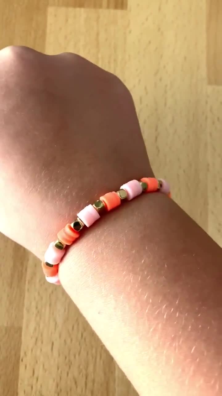 Clay bead bracelet ideas for you ⭐️💗 This video looks really bad 😭💀, Bracelet Ideas