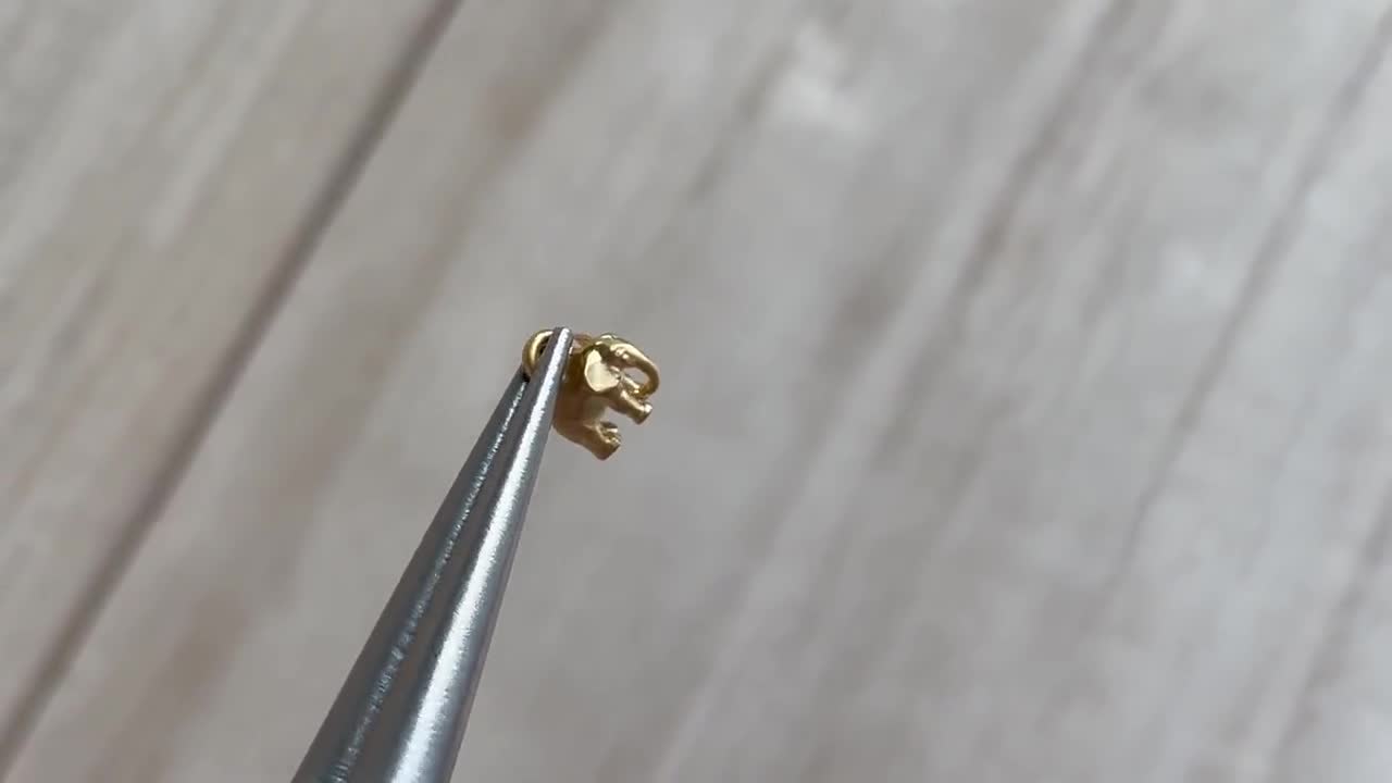 超極小象チャーム：5 x 6 mmマットゴールドメッキ動物ジッパー
