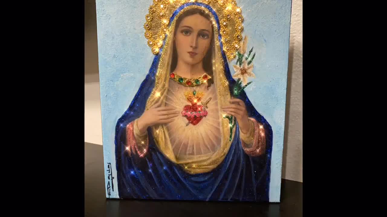 Miraculous Medal Virgin. Virgen de la Medalla Milagrosa. (with clear epoxy  coating)