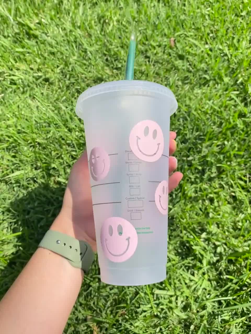 Smiley Face Trendy Aesthetic Tumbler With Straw Retro Smiley Face Iced  Coffee Cup Cold Coffee Cup Gift Teenage Girl Retro Cute 