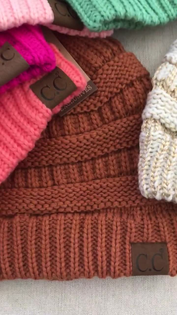 Gorro Cc Invierno Mujer Fashion Coleta Tejido 12pz Mayoreo