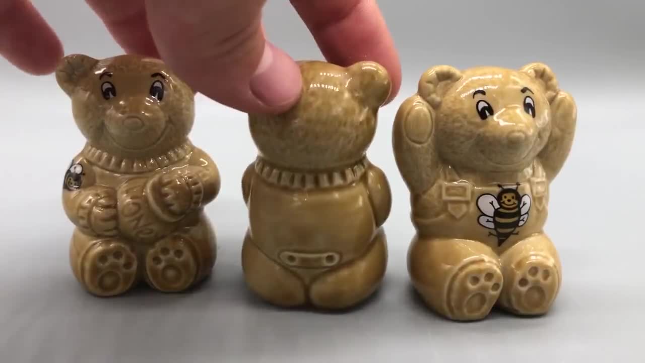 Hifumi | Adams ヒフミ・アダムス 123Wade Bears ベア Wade Honey Bee Bear Set of 3 | Vintage Wade England Bear Figurines