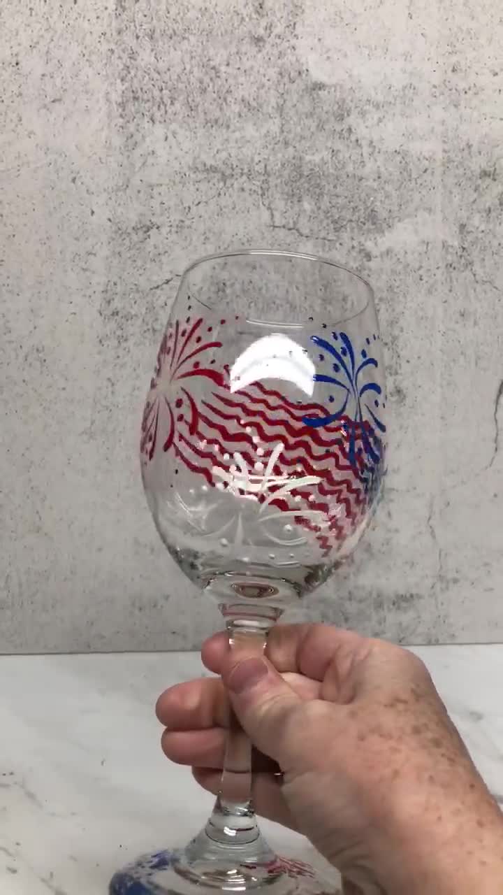 Painted Wine Glasses, Pretty Wine Glass, Patriotic Gift, Hand Painted, Wine  Glass Set, Wine Lover Gift, Personalized Gift 