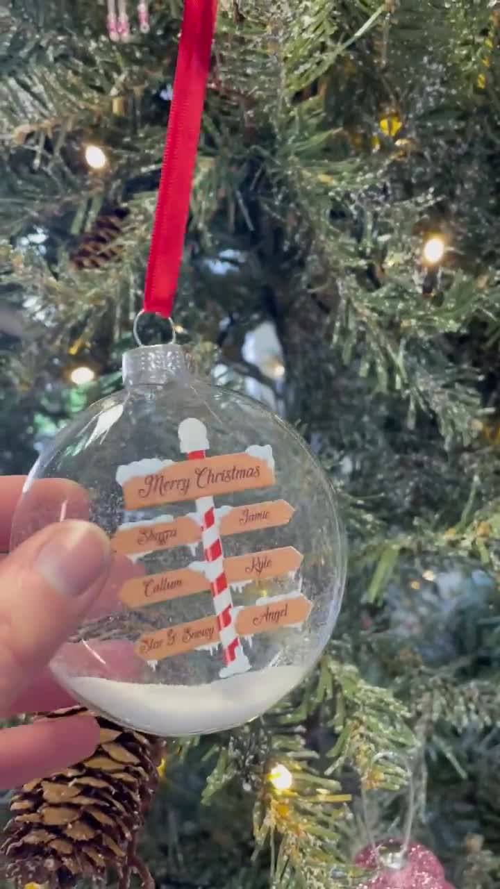 Adorno personalizado para árbol de Navidad de cristal con purpurina  navideña familiar con poste indicador del Polo Norte -  México