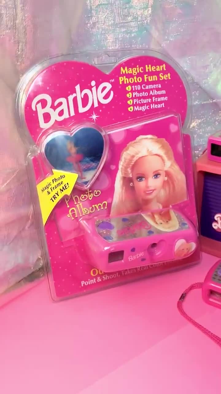 Vintage 90s Barbie Camera. LIKE NEW!