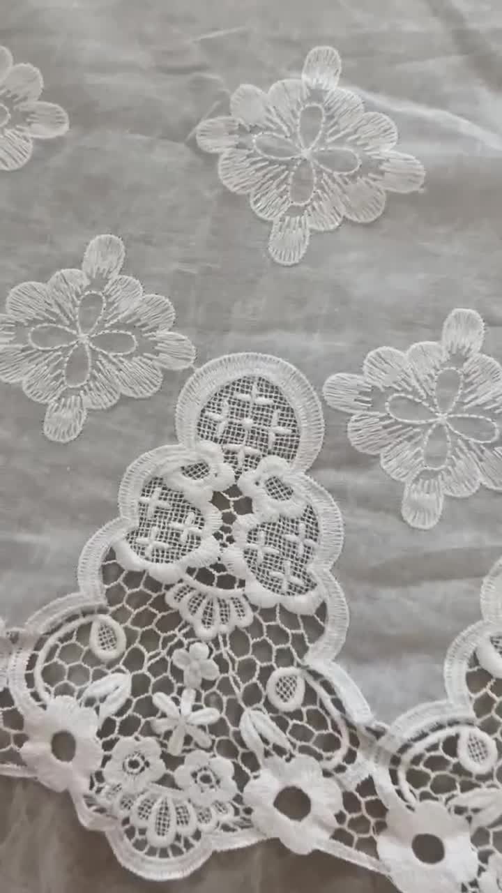 Off White Cotton Lace Fabric by Yards, Cotton Eyelet Lace Fabric, Lace-bordered  Cotton Batiste With Double Scallops Edges 