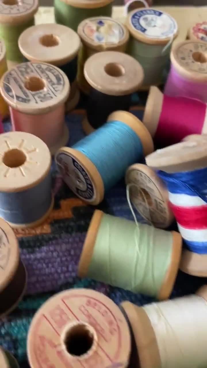 40 Vintage WOODEN Thread SPOOLS W Thread 