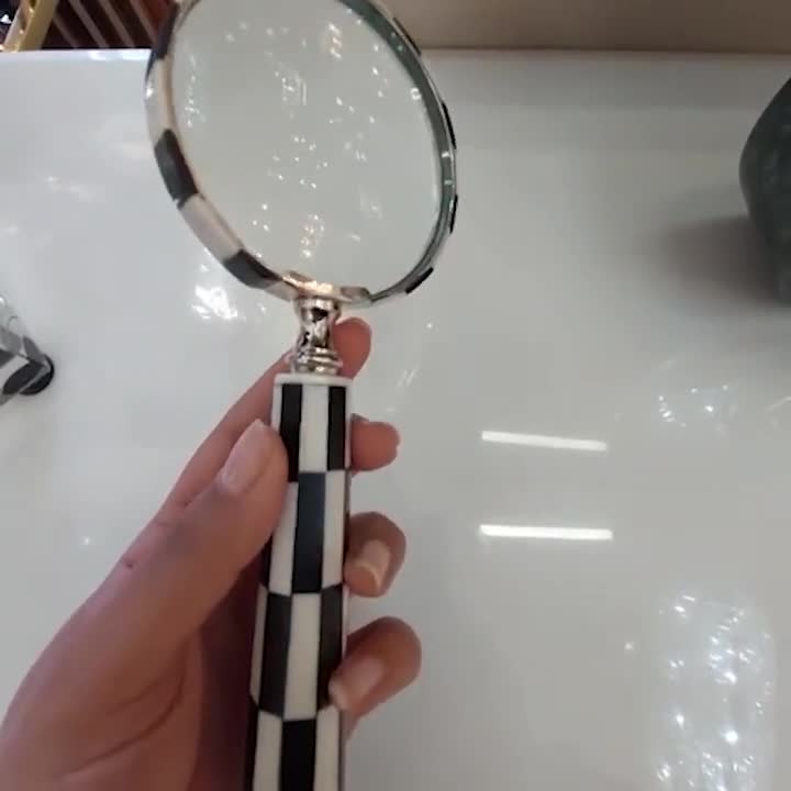 Small Magnifying Glass, with Handle, Filigree