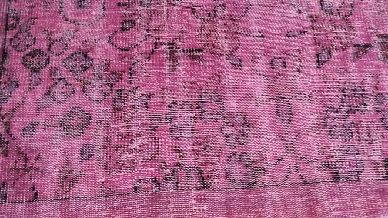 ダークピンクのラグ、オリエンタルラグ、キッチン用ラグ、ヴィンテージ