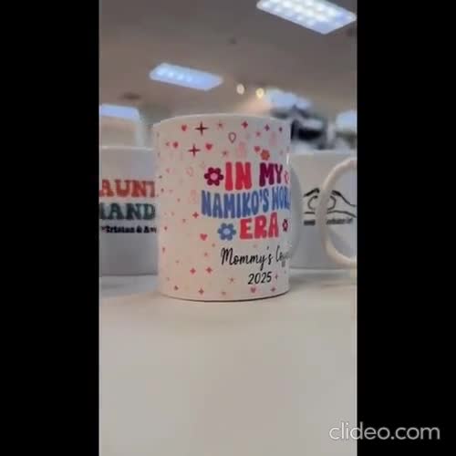 Taza personalizada de Mickey y Minnie, taza Disney personalizada, taza Disney para profesores, regalo navideño, regalo para amantes del café, taza de Mickey Mouse. video poster