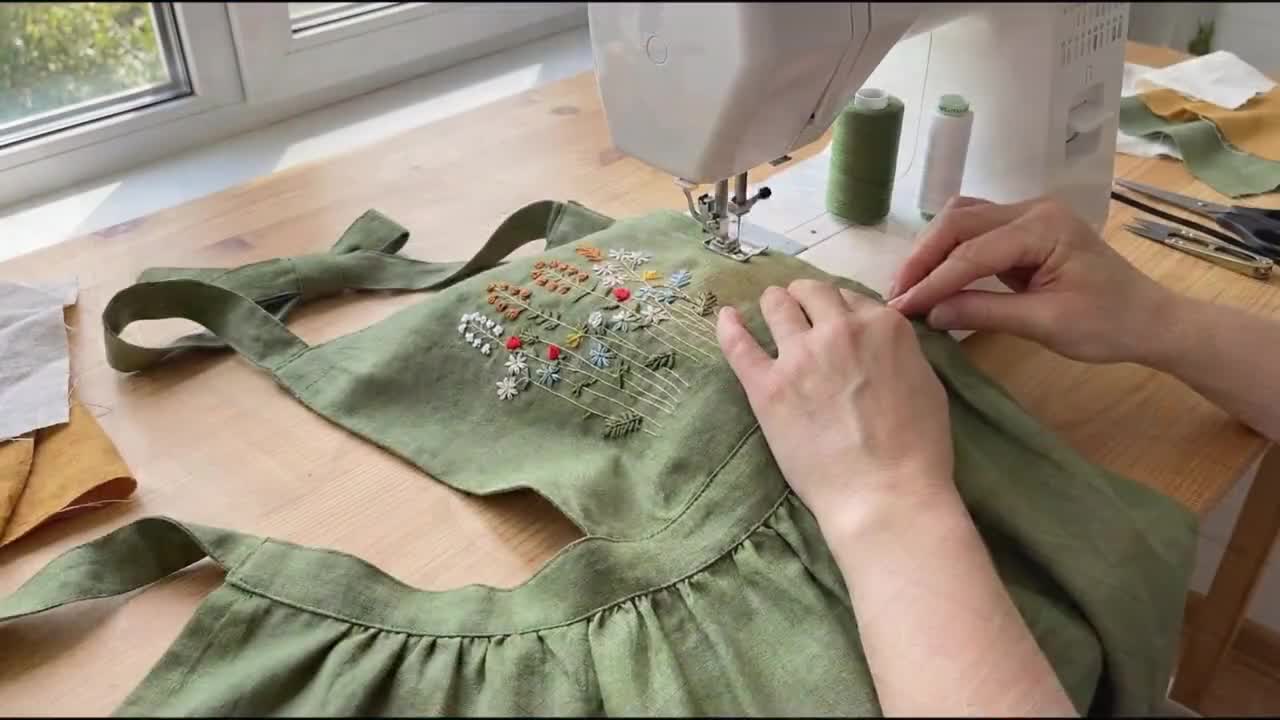 天然花柄100%ピュアエプロン、パーソナライズされた手刺繍のピュア