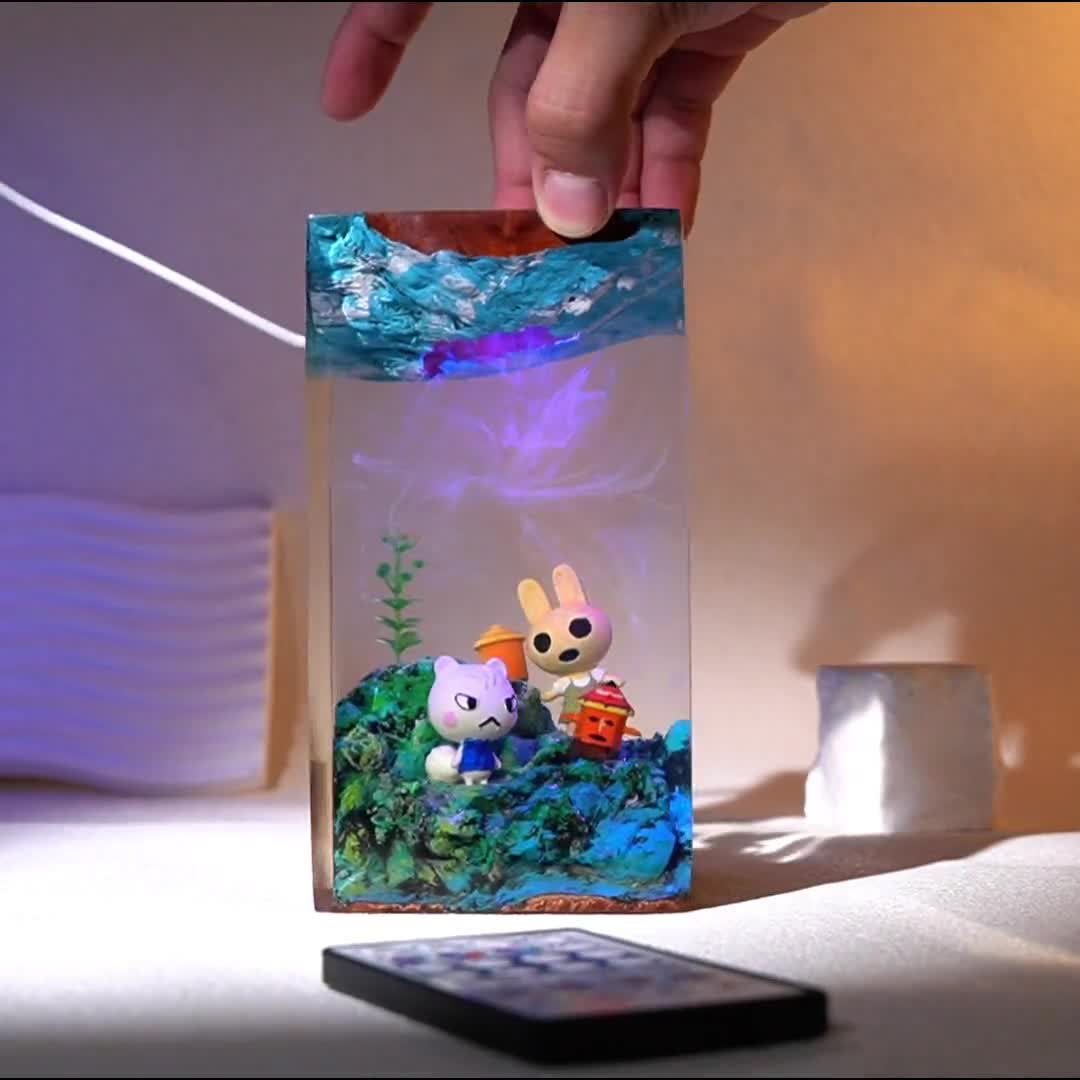 Lampa z żywicy Animal Crossing | Ręcznie robiona, przytulna wyspa Dior.ama | Urocza lampka nocna LED | Prezent świąteczny Cot.tage.core | Dekoracja biurka gracza video poster
