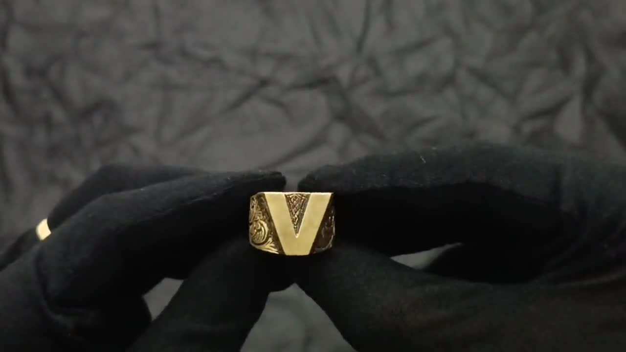 Personalized Gift Idea for A Couple V Initial Ring