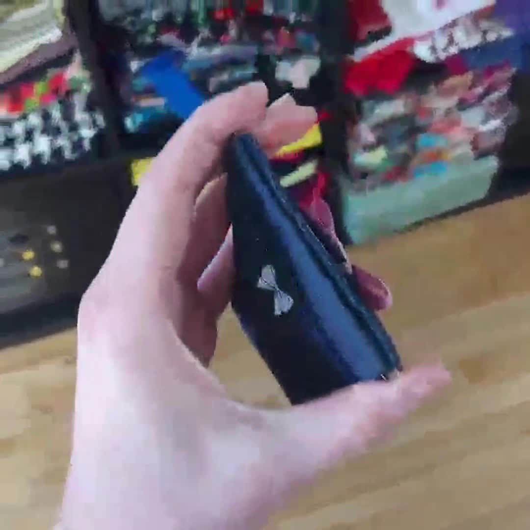 Loliのブルーデニムのウサギプリントのミニラチェットクラスプコインケース、ピンクのバックル付き。ポケット財布。プロム。結婚。レトロ。, image size:1080x1080