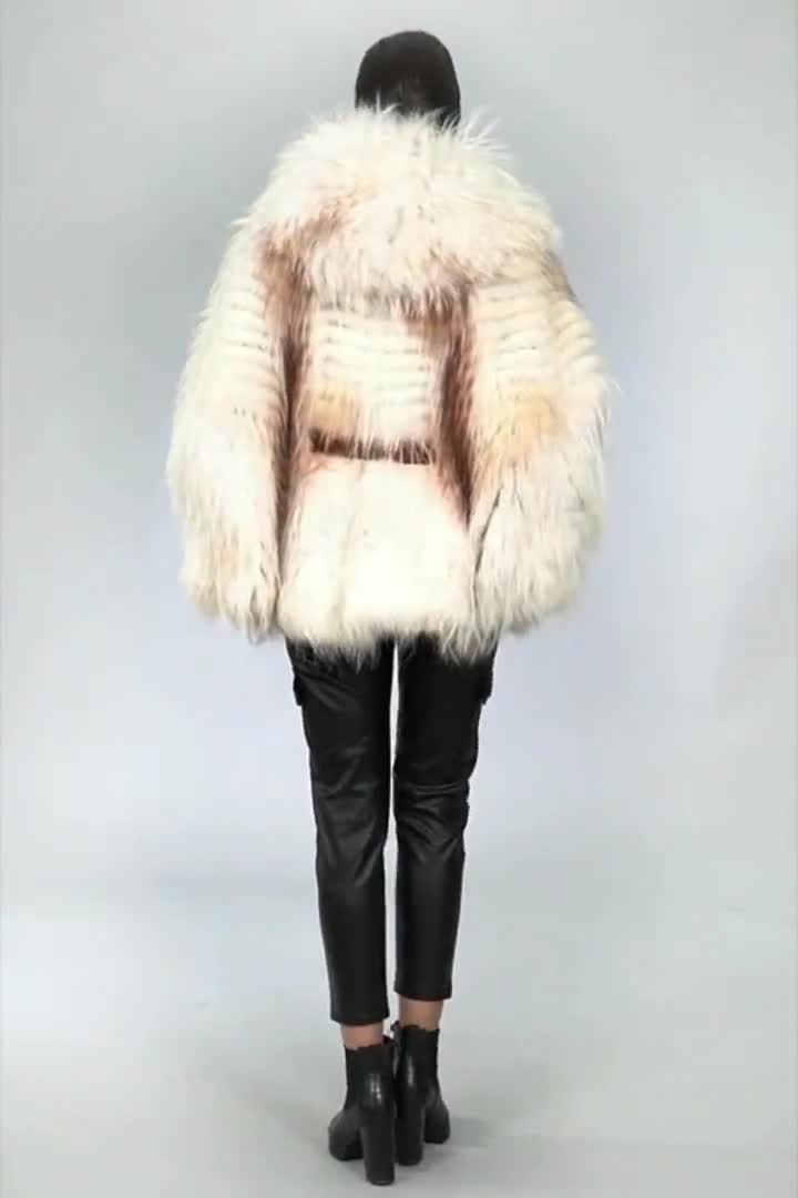 【関税込み】GIOVI Cape with fur inserts GIOVI fur-trimmed Hooded Cape | Blue | FARFETCH BH