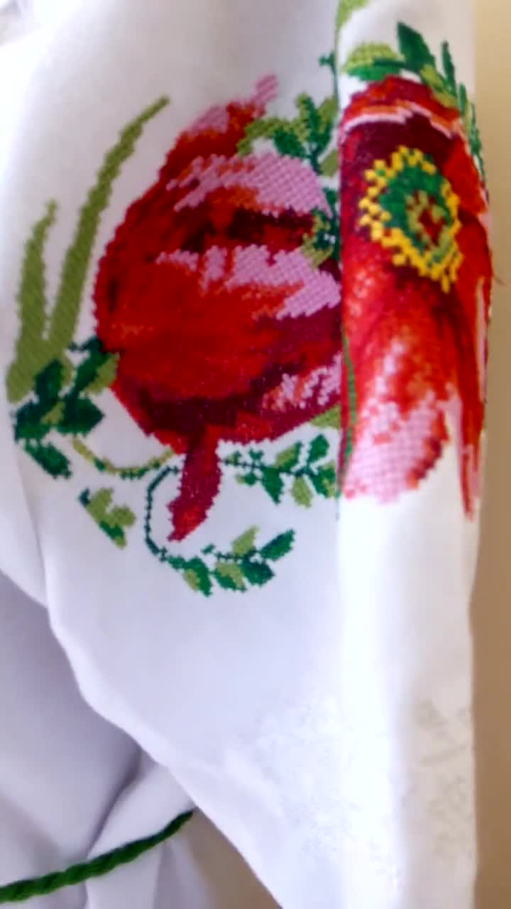 Romanian Embroidered Blouse for Women Ukrainian Ethnic Vyshivanka With  Roses White Slavic Wedding Costume Folk Easter Gift 