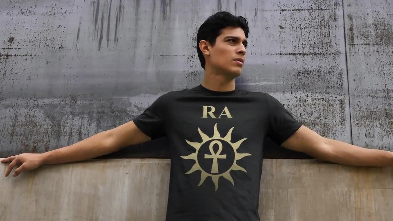 Ra Ancient Egyptian God Sun God Ankh T-shirt - Etsy