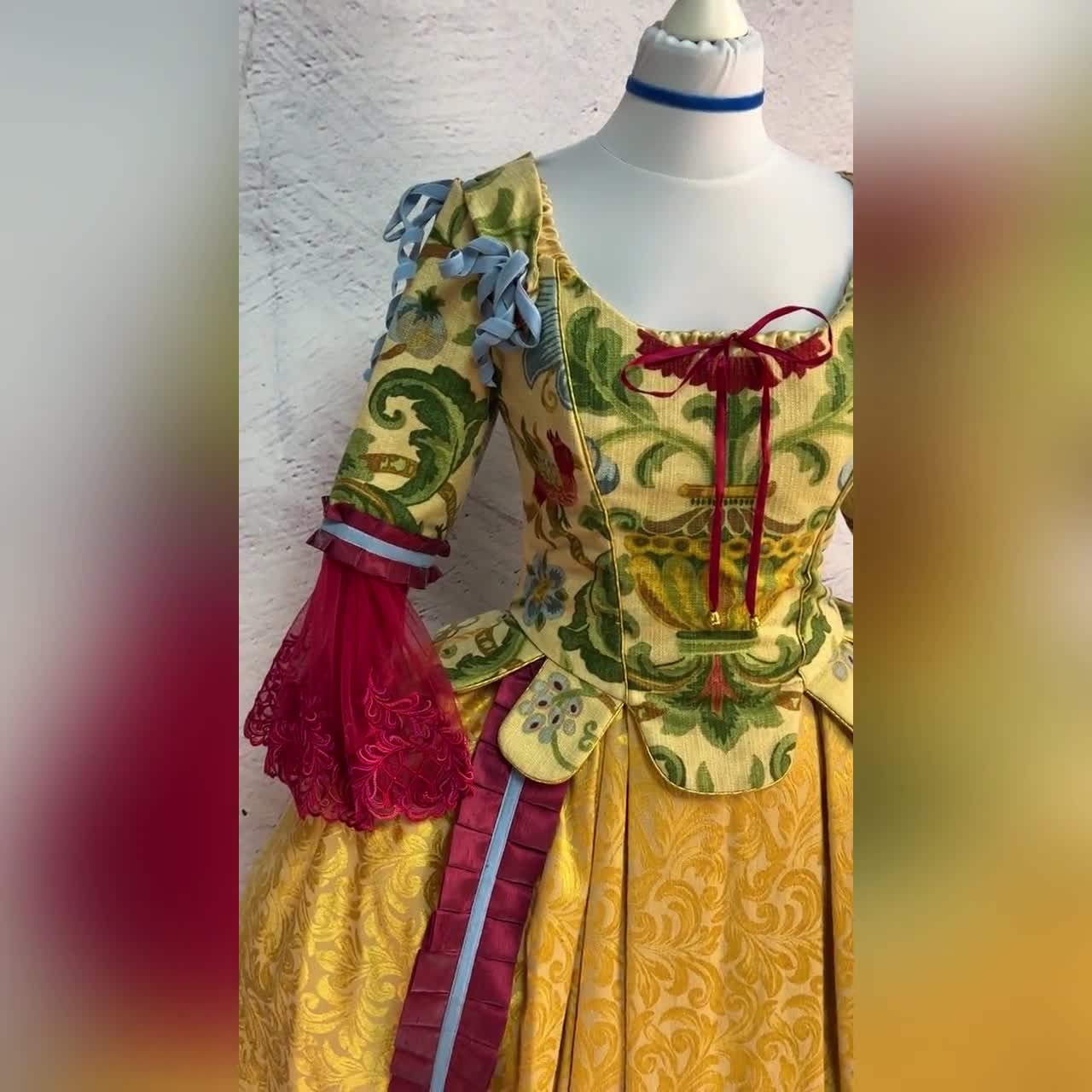 若きマリー・アントワネットのドレス、ロココ時代、18世紀のドレス