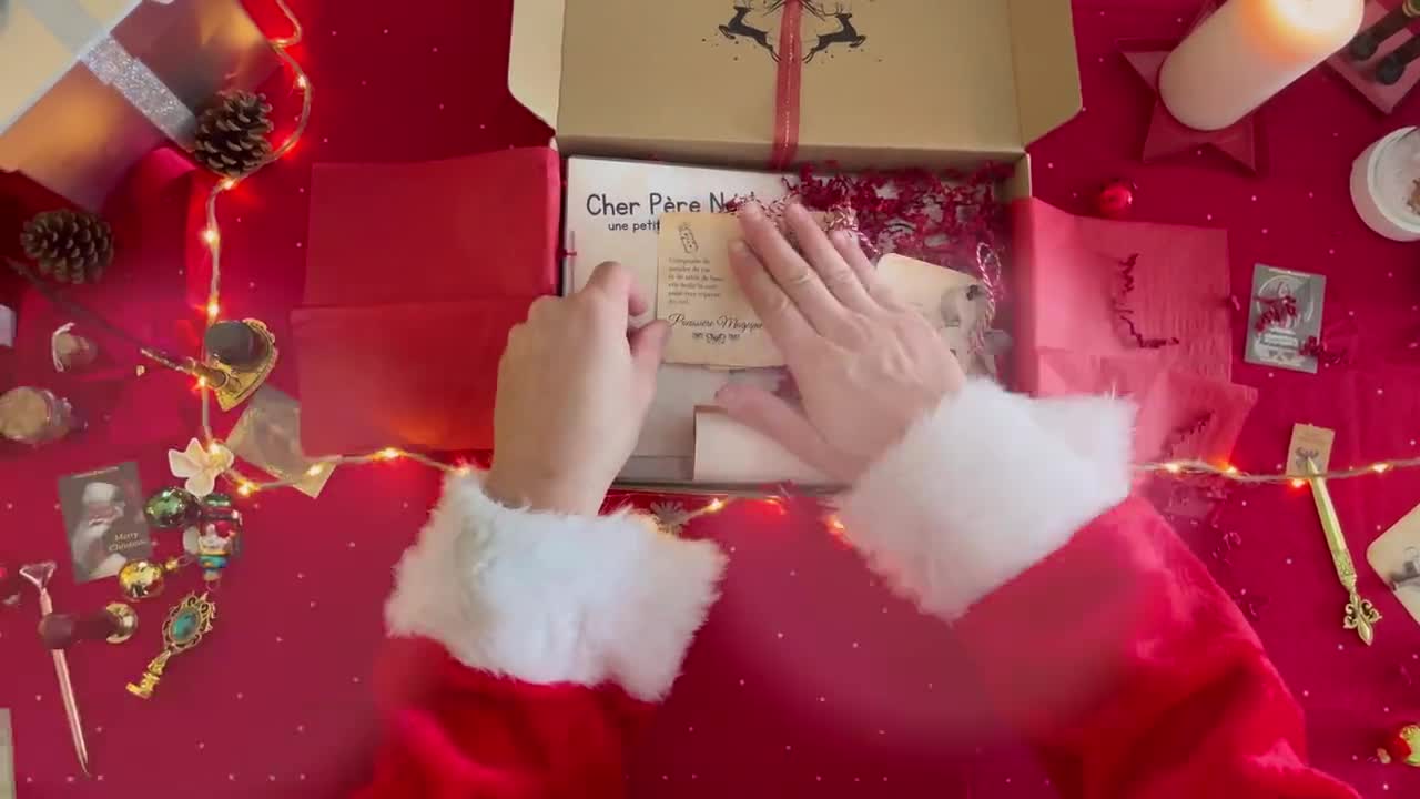 Lettre père Noël, carte pré-remplie pour y coller plein de cadeaux
