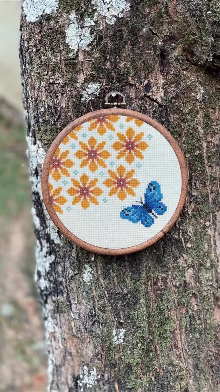 青い蝶とデイジー、クロスステッチ、PDF パターン、簡単、初心者、夏