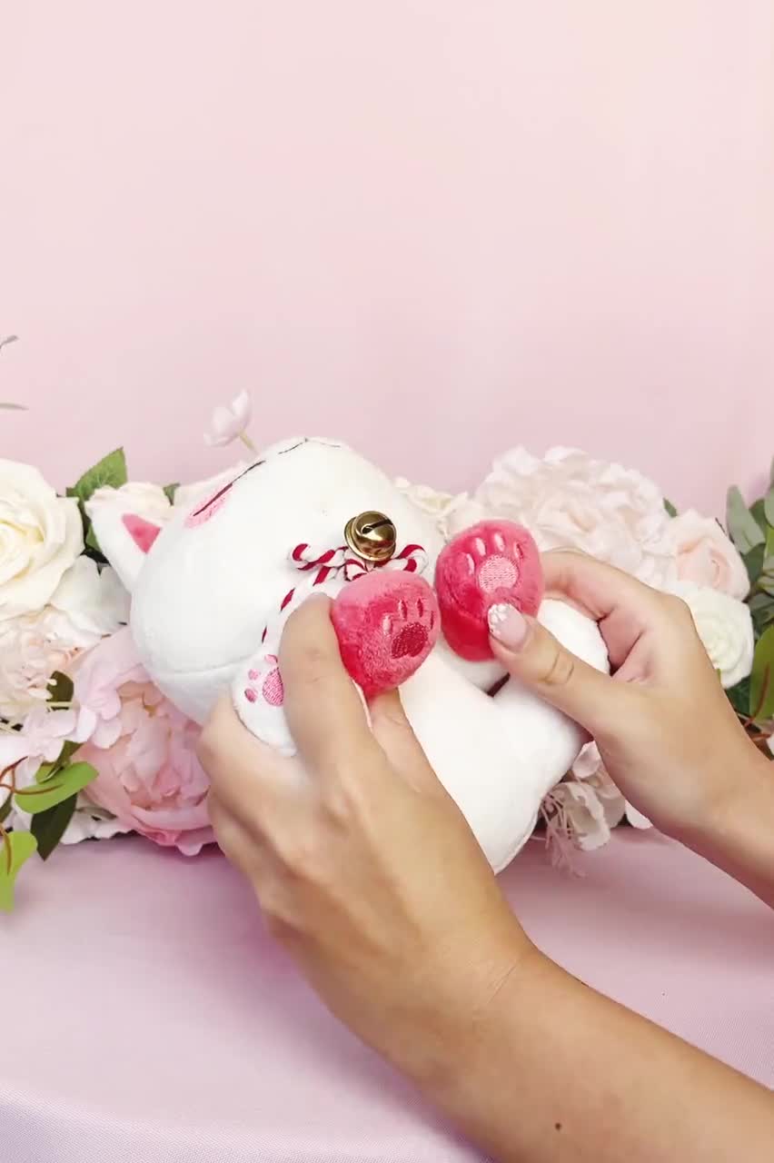 お稲荷さんぬいぐるみ - 磁気オーブアクセサリー付きポンぬいぐるみ
