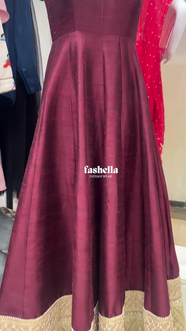 burgundy dress india Burgundy Dress Below The Knee L Heavily Beaded Gold Made in INDIA Bohemian