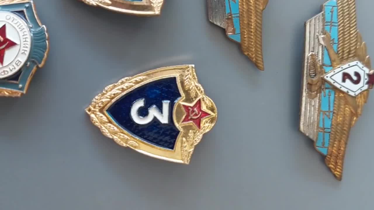 ヴィンテージ ソ連戦車部隊記章セット – 1980年代 ソビエト軍 - Etsy 日本