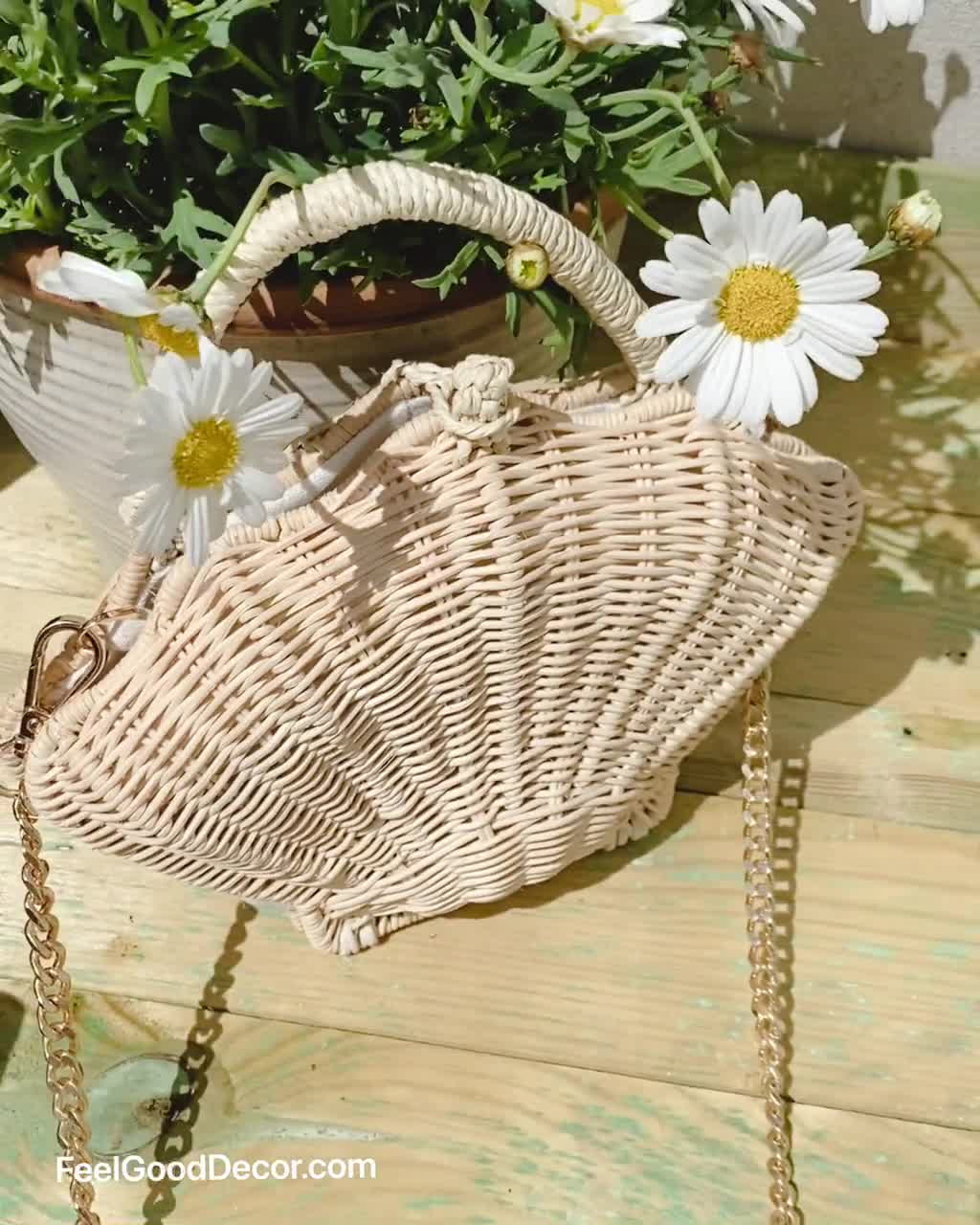 Fashionable Woven Seagrass Clutch Bag With Faux Pearl Decoration, Mini Chain  Shell Crossbody Bag For Women