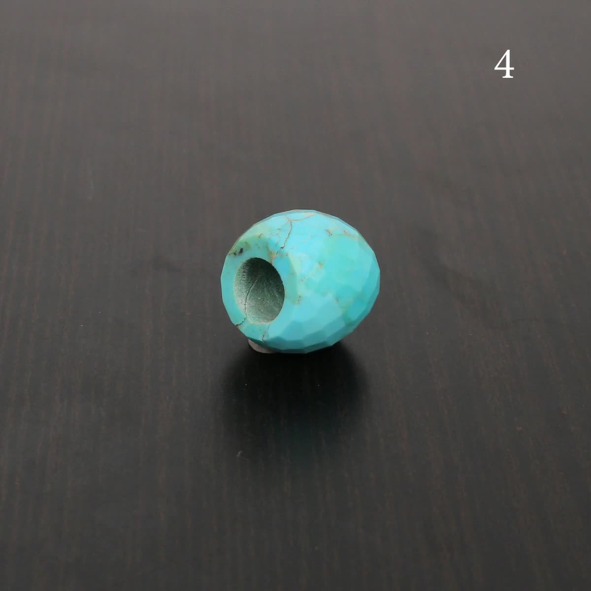 アメリカ産天然ターコイズ 13 x 11 mm バレルファセットビーズ 5.5 mm