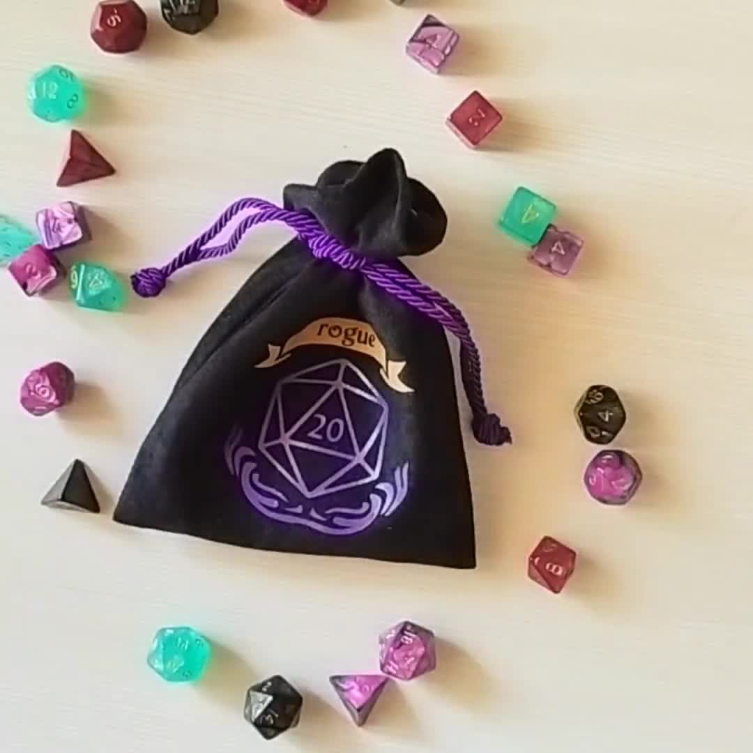 ⑲【ゴールデンダラー】新品未開封第19代ラザフォード•バーチャード•ヘイズ大統領 Red Velour Dice Bag With Fighter Class Theme and D20 Dice