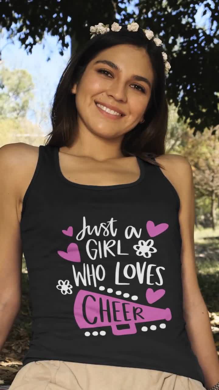 Funny Just A Girl In Love With Her Los Angeles Rams Shirt - SheenyTee