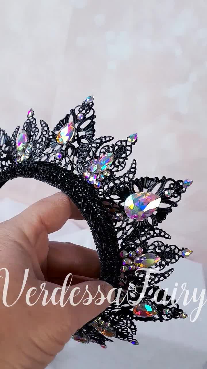 ブラックペイント　Tiara ティアラ Black and AB Rainbow Crystal Crown Tiara. Metal Lace