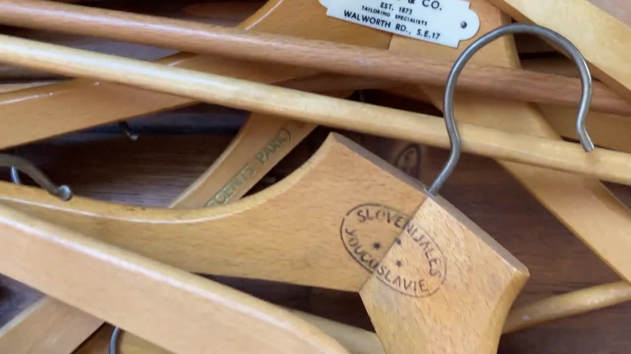 NAHANCO 40617 16Retro Series Wooden Top Hangers, Low Gloss Beech