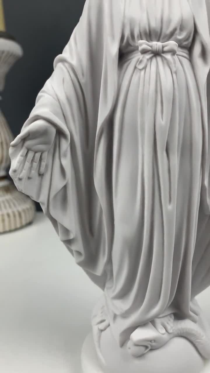 聖母マリア像 - 慈悲の聖母 (24 cm / 9.4